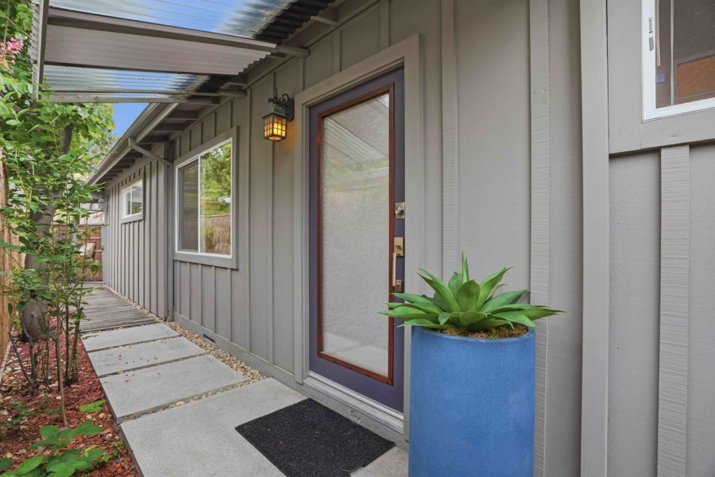 360 Fernando AVE - Interior