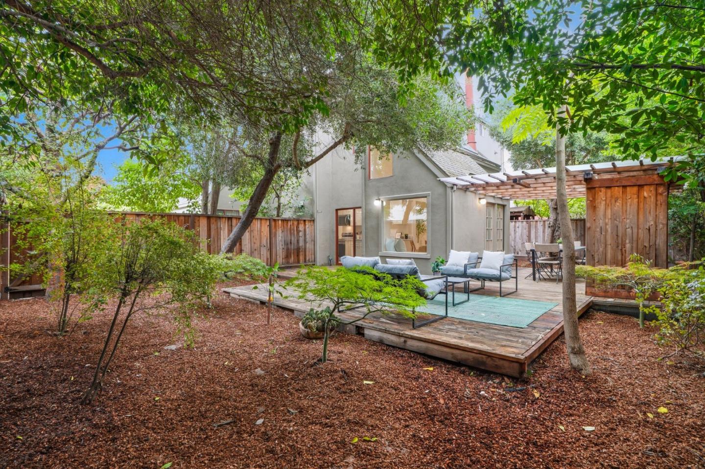 1912 Montecito AVE 2