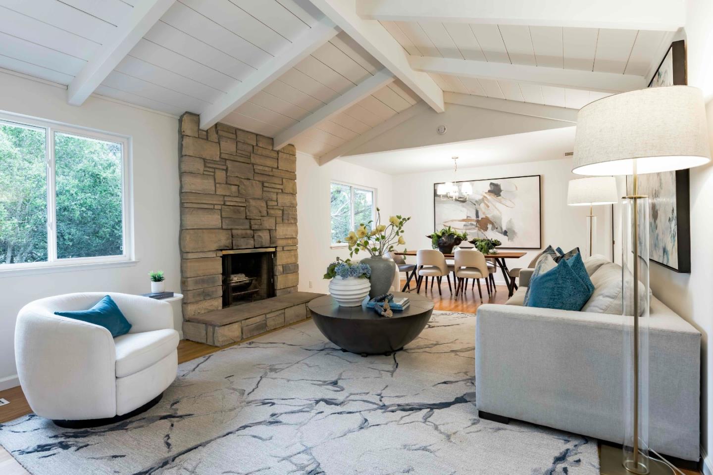 2160 Via Escalera - Living area