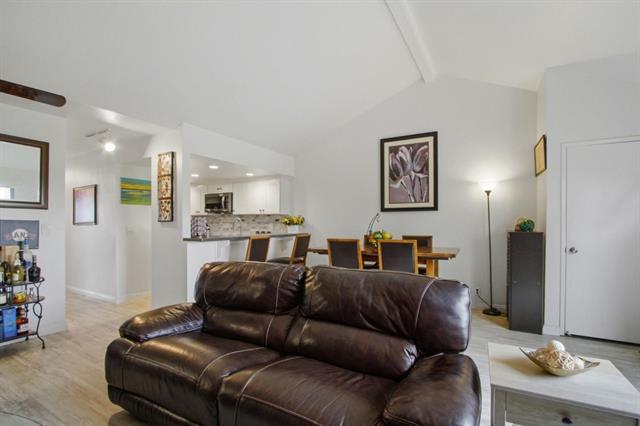 880 N Winchester BLVD 205 - Interior