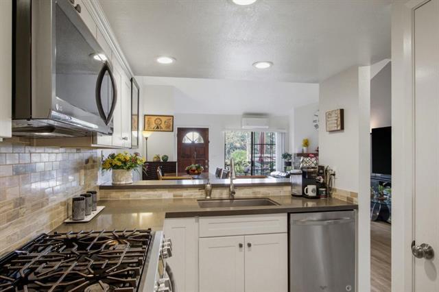 880 N Winchester BLVD 205 - Backyard