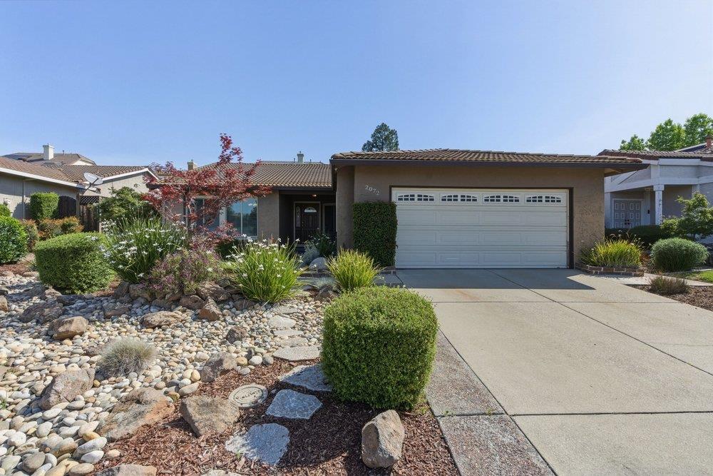 2072 Pleasant Crest CT