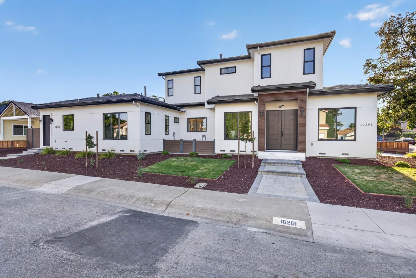 10201 Sterling BLVD