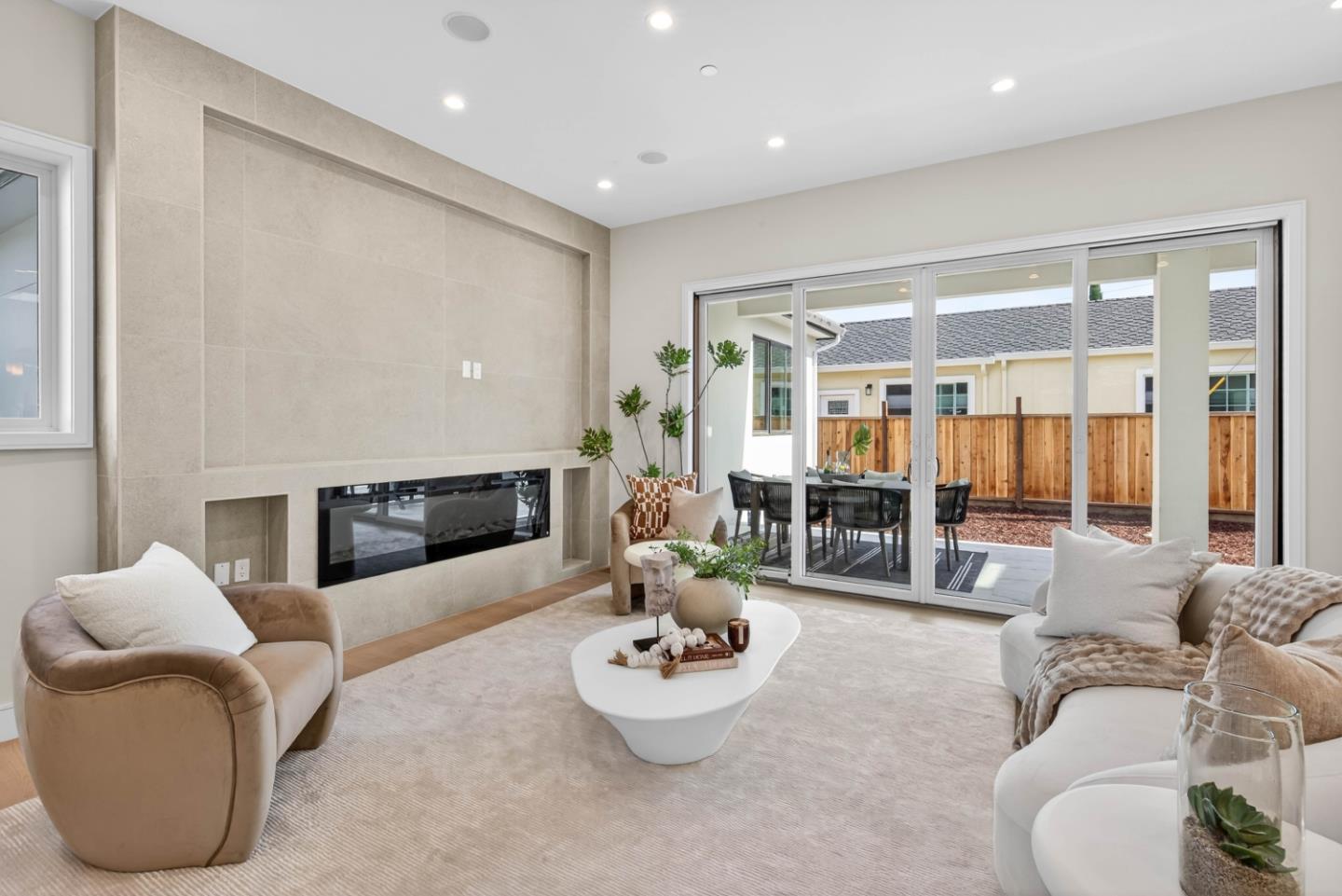 10201 Sterling BLVD - Living area