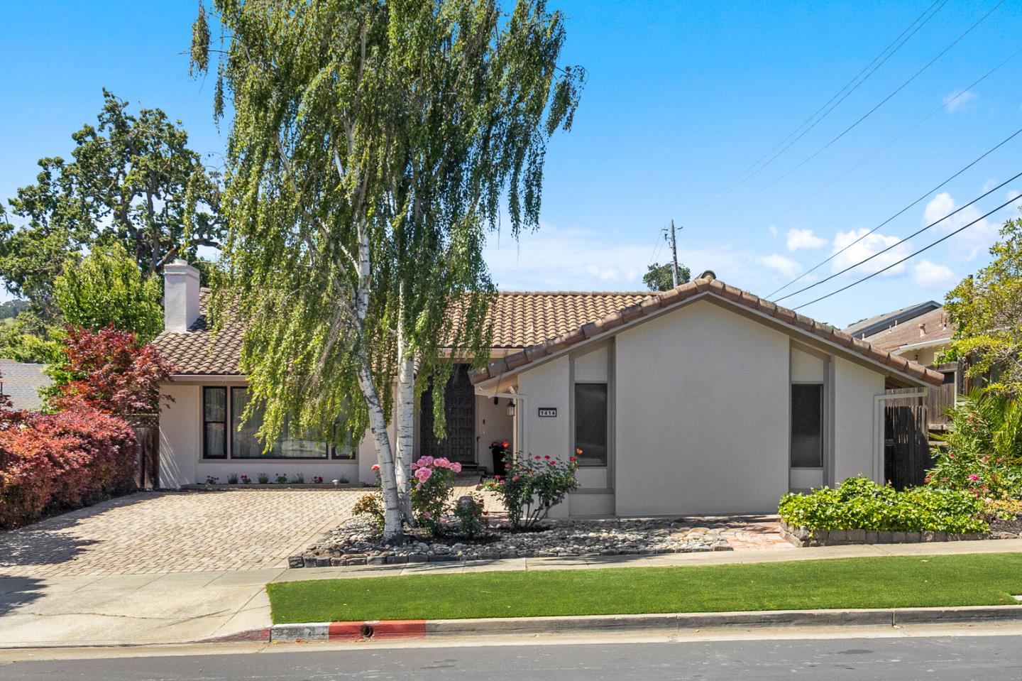 1414 Alameda De Las Pulgas