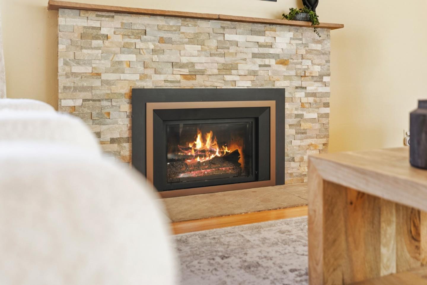 1517 Willowmont AVE - Living area
