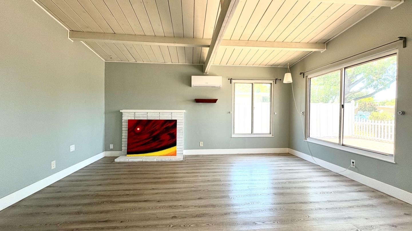 160 Roswell - Kitchen