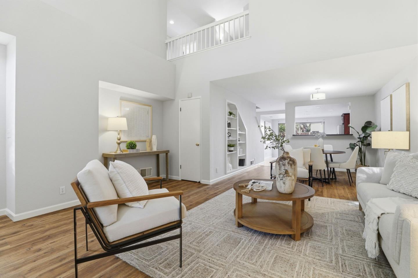1560 Chihong DR - Living area
