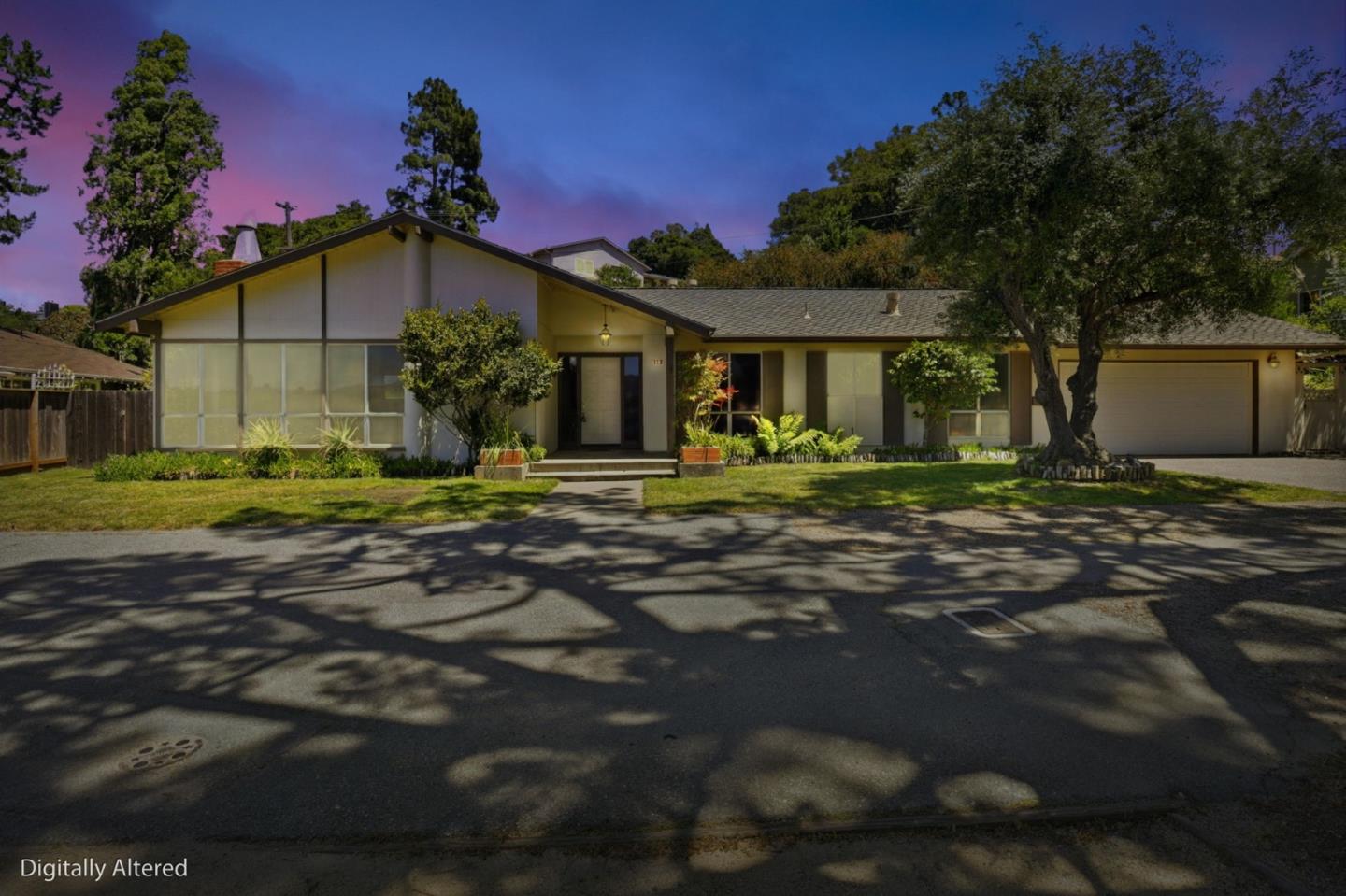 112 Linden LN