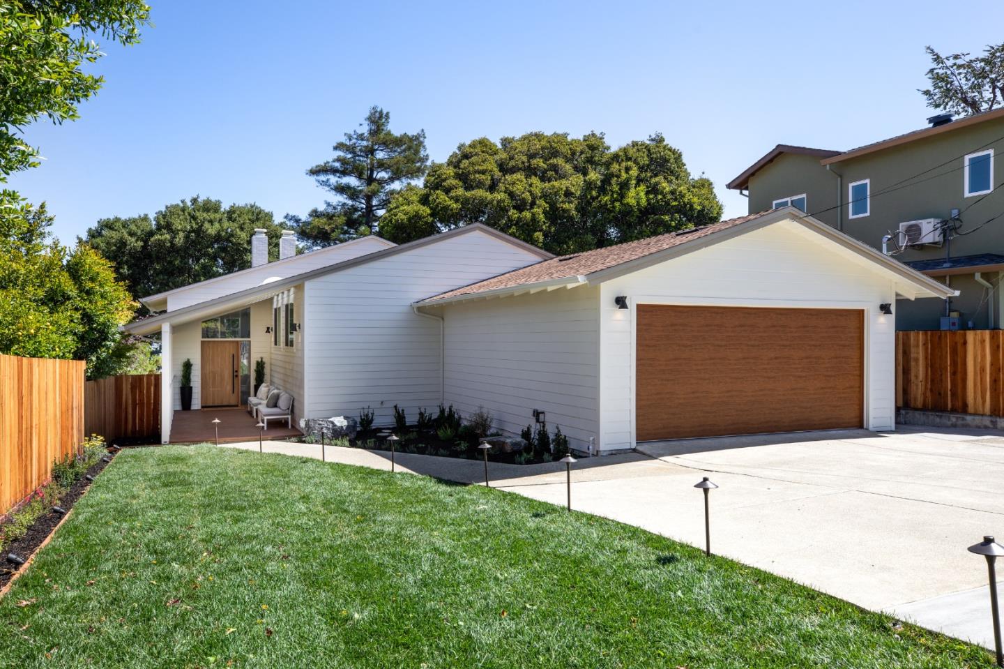 3412 Plateau DR