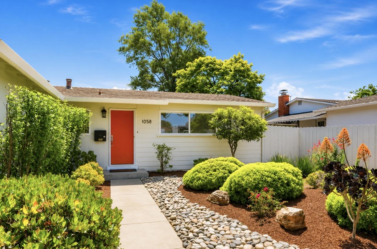 1058 Denver DR - Backyard
