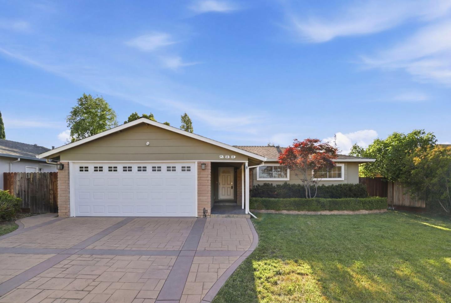 239 Kensington WAY